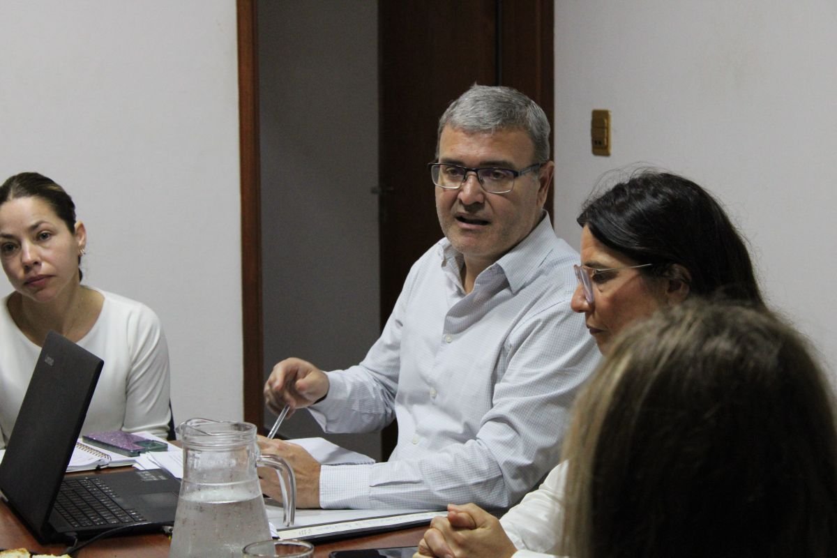 Enersa articula obras y un proyecto de energía renovable en Nogoyá